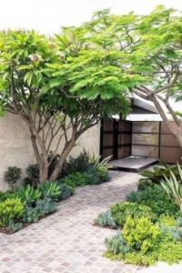 طراحی باغچه و فضای سبز ساختمان